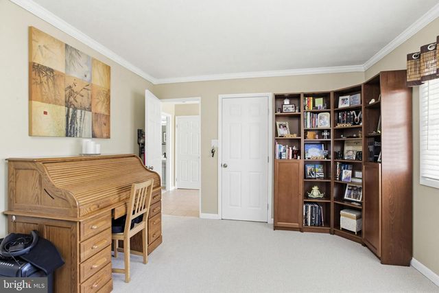 5303 RUSSETT RD, Rockville, MD 20853