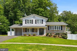 5303 RUSSETT RD, Rockville, MD 20853