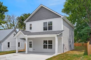 403 Locust St, Clarksville, TN 37042