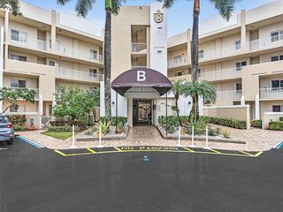 7767 Granville Dr 310, Tamarac, FL 33321