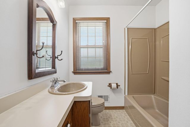 4315 6th Street NE, Columbia Heights, MN 55421