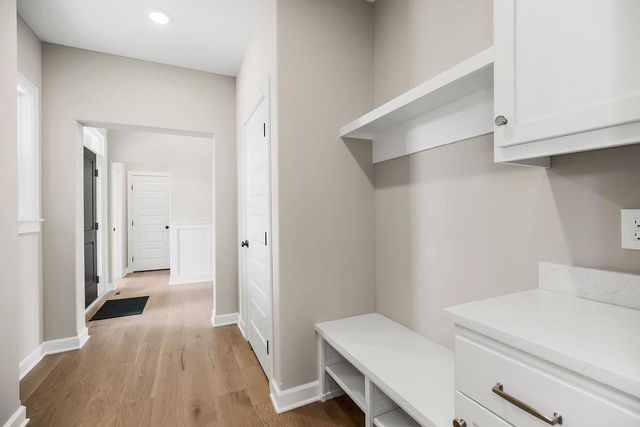 25446 W 91st Terrace, Lenexa, KS 66227