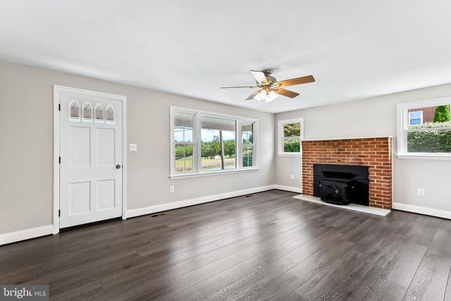 105 WARFIELDSBURG RD, Westminster, MD 21157
