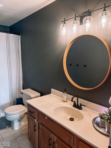 3805 S Village Drive, New Palestine, IN 46163