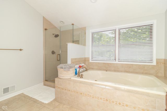 3805 S Village Drive, New Palestine, IN 46163