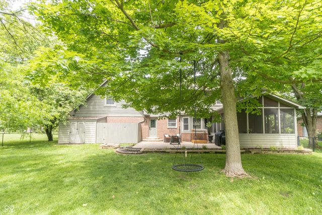 3805 S Village Drive, New Palestine, IN 46163