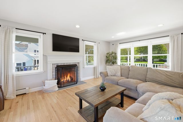 50 Pheasant Way, South Windsor, CT 06074