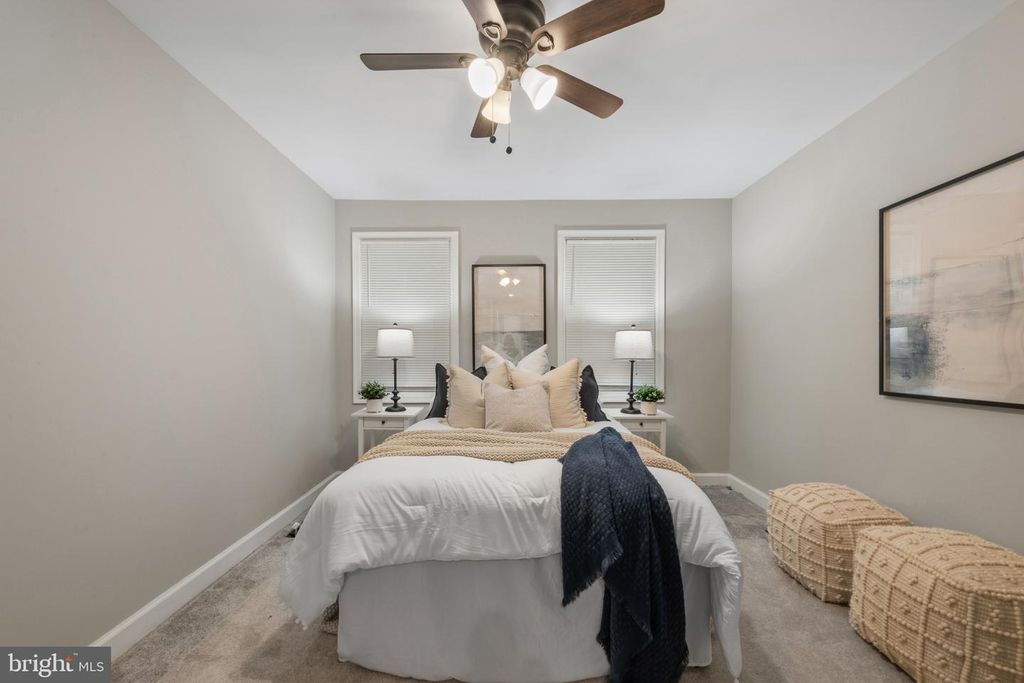 Image 11 of property listing at 607 S DURHAM ST, Baltimore, MD 21231