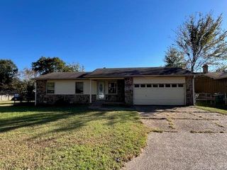 10 Cherryridge Pl, Jacksonville, AR 72076