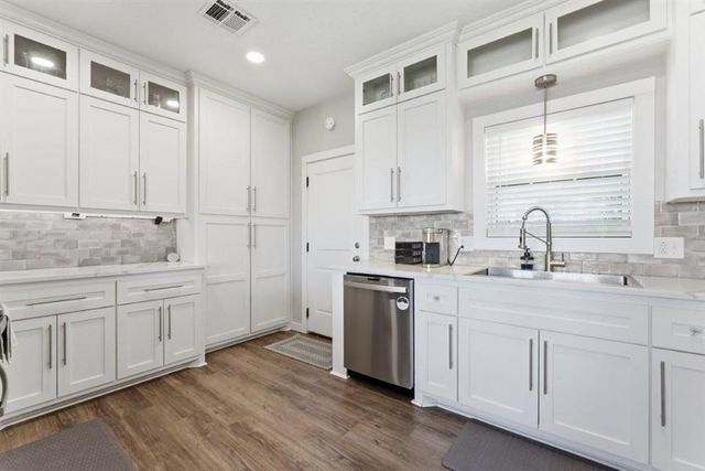 420 N Trailwood Street, Sulphur, LA 70663