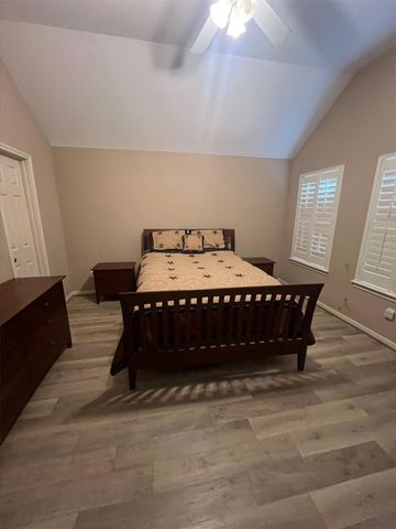 2211 Naomi Street, Houston, TX 77054