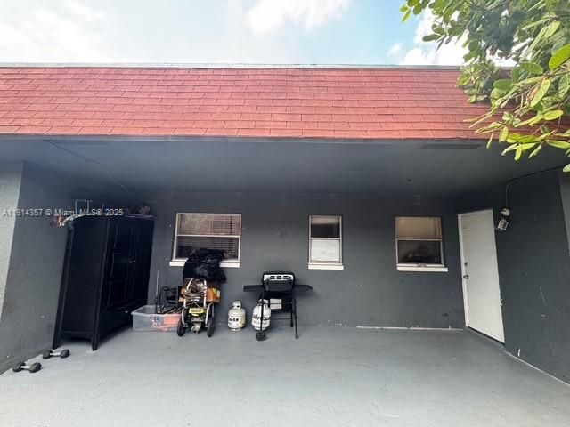 7810 SW 10th St, North Lauderdale, FL 33068