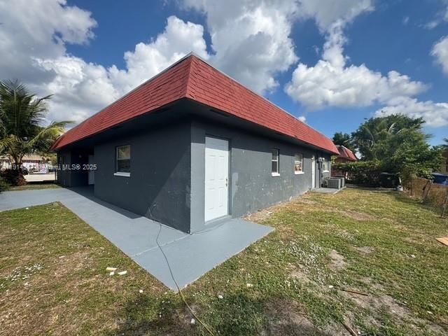 7810 SW 10th St, North Lauderdale, FL 33068