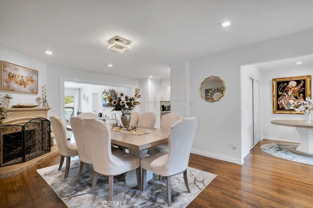 6954 Woodlake Avenue, West Hills, CA 91307