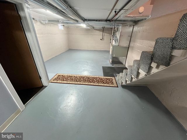 240 HARDING CT, York, PA 17403