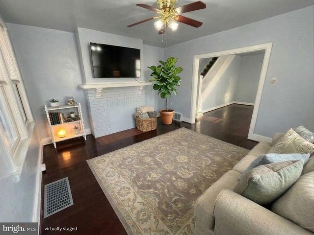 240 HARDING CT, York, PA 17403