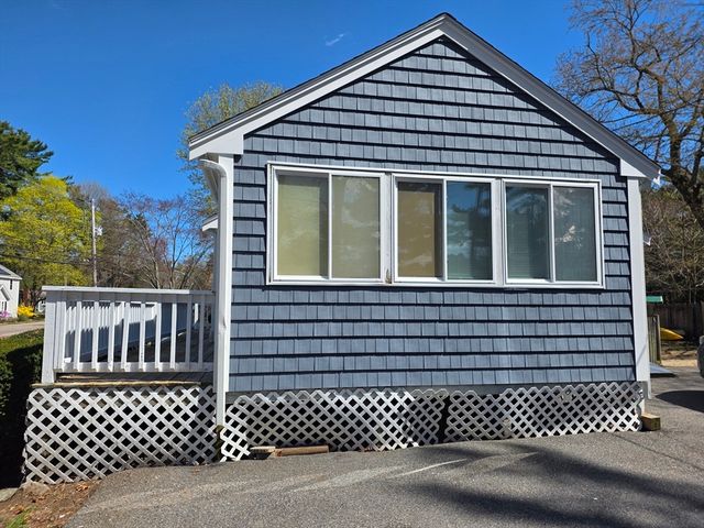 66 Wampatuck St, Pembroke, MA 02359
