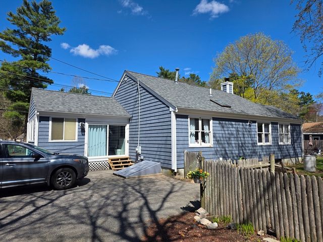 66 Wampatuck St, Pembroke, MA 02359