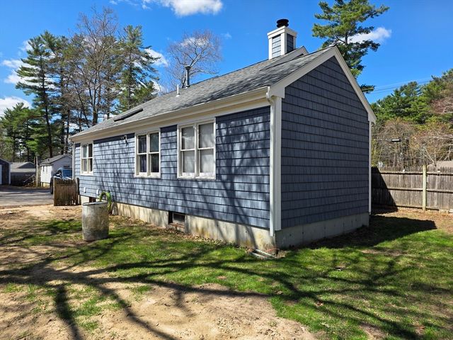 66 Wampatuck St, Pembroke, MA 02359