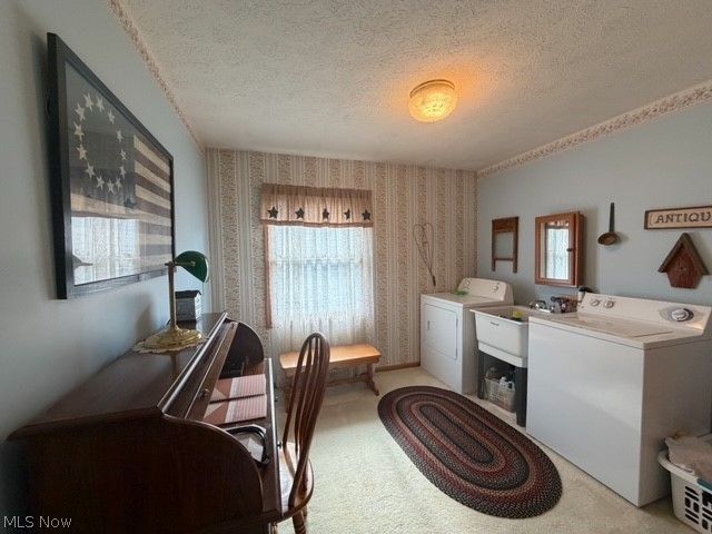263 Forbes Street NE, New Philadelphia, OH 44663