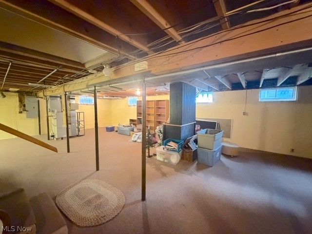 263 Forbes Street NE, New Philadelphia, OH 44663