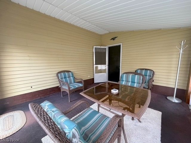 263 Forbes Street NE, New Philadelphia, OH 44663