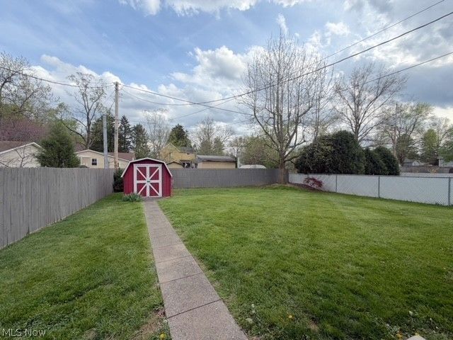 263 Forbes Street NE, New Philadelphia, OH 44663