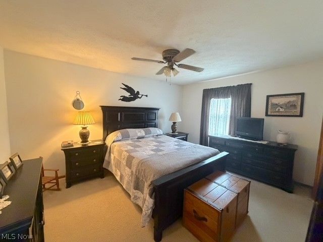 263 Forbes Street NE, New Philadelphia, OH 44663