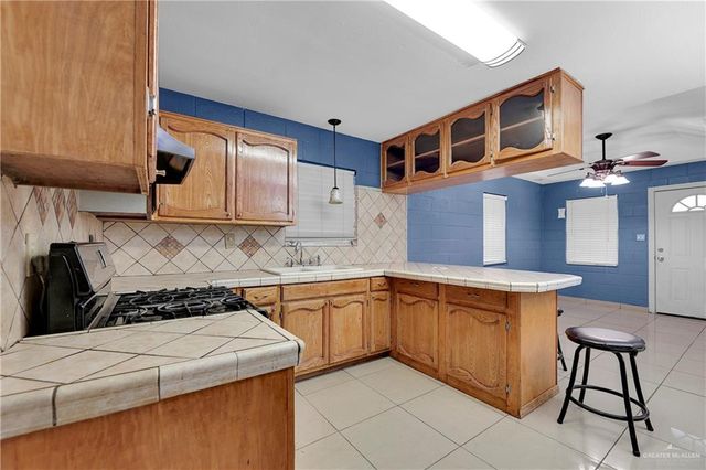 1006 San Francisco Street, San Juan, TX 78589