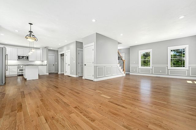 502 Pine Street, Leicester, MA 01571