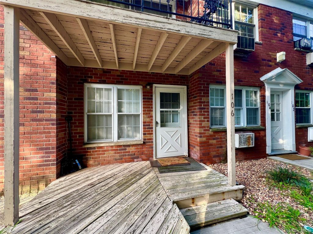 4 COLONIAL Road 106, Beacon, NY 12508 — exterior