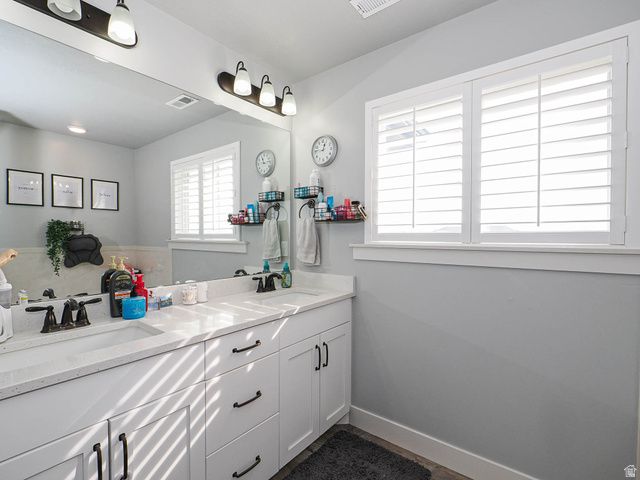 582 W DURFEE ST, Grantsville, UT 84029