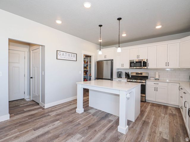 582 W DURFEE ST, Grantsville, UT 84029