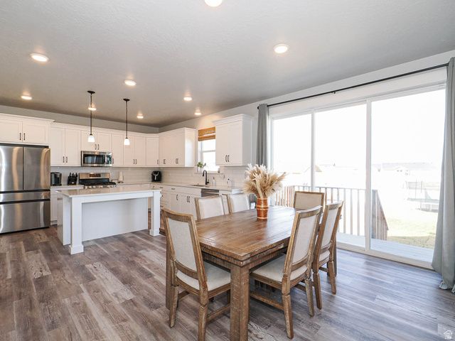 582 W DURFEE ST, Grantsville, UT 84029