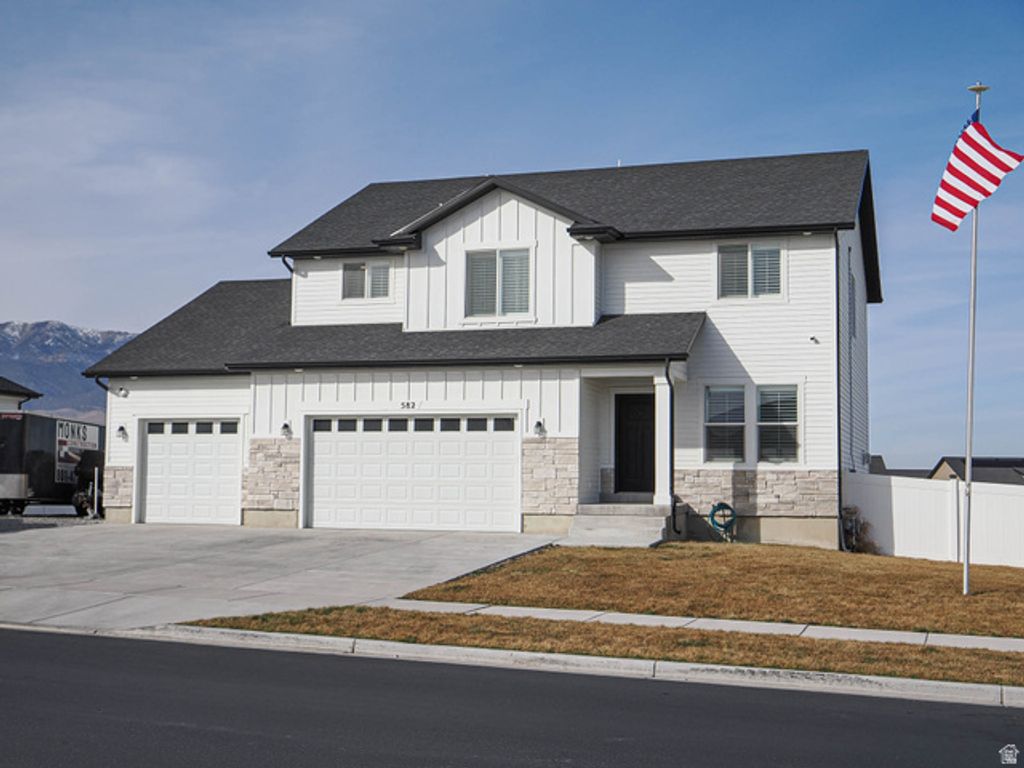 582 W DURFEE ST, Grantsville, UT 84029