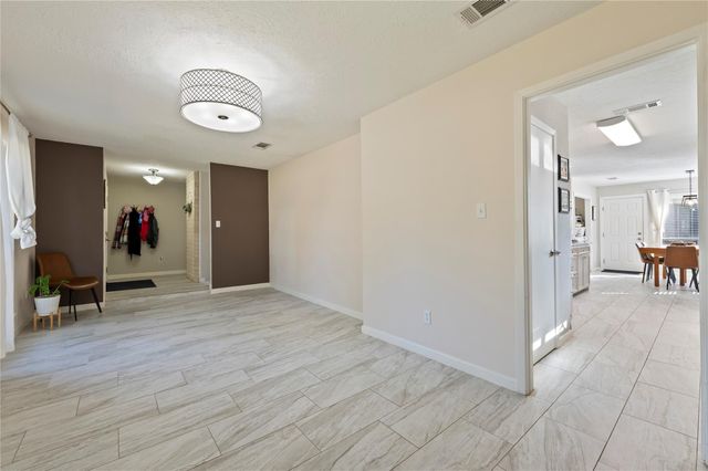 408 Broadmoor Street, Friendswood, TX 77546