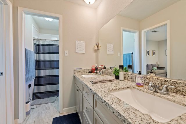 408 Broadmoor Street, Friendswood, TX 77546