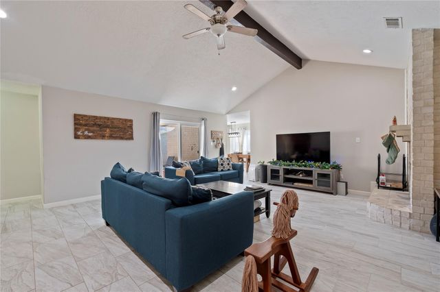 408 Broadmoor Street, Friendswood, TX 77546