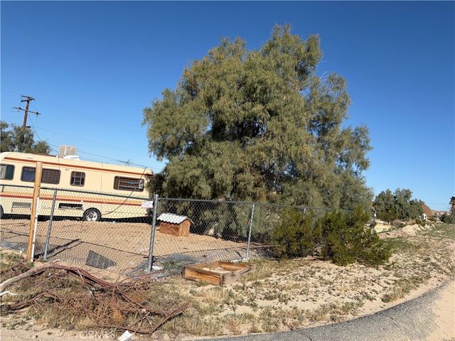 72898 Old Dale Road, 29 Palms, CA 92277