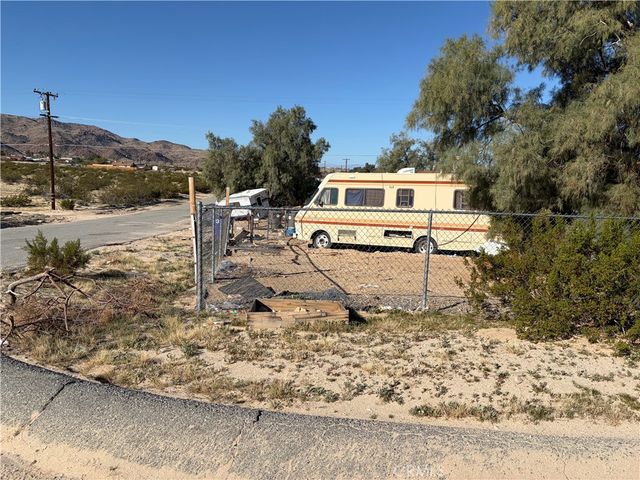 72898 Old Dale Road, 29 Palms, CA 92277