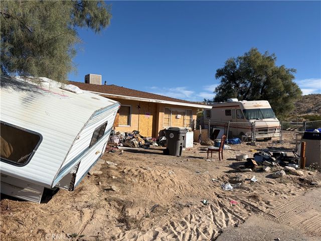 72898 Old Dale Road, 29 Palms, CA 92277