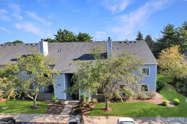 2013 Aspen Drive, Plainsboro, NJ 08536