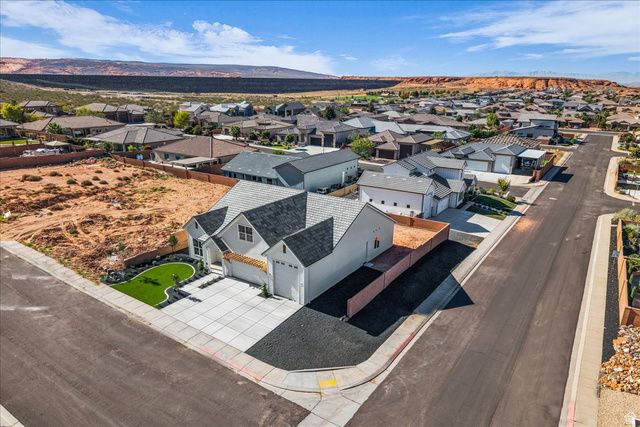 2838 S 3250 W, Hurricane, UT 84737