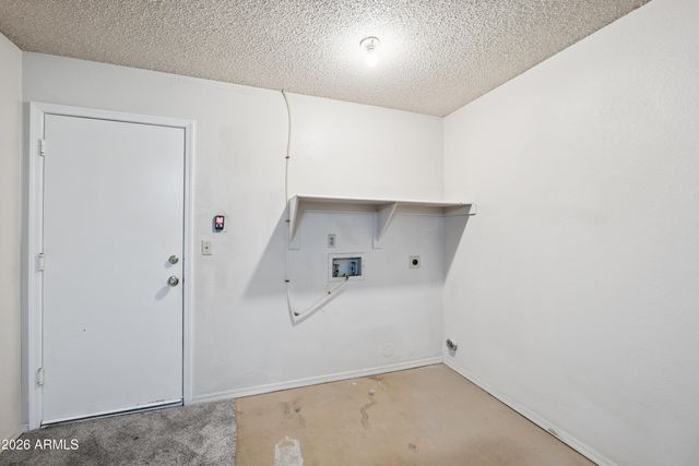 4605 W WAHALLA Lane, Glendale, AZ 85308