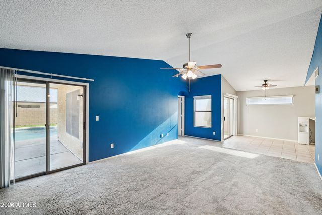 4605 W WAHALLA Lane, Glendale, AZ 85308