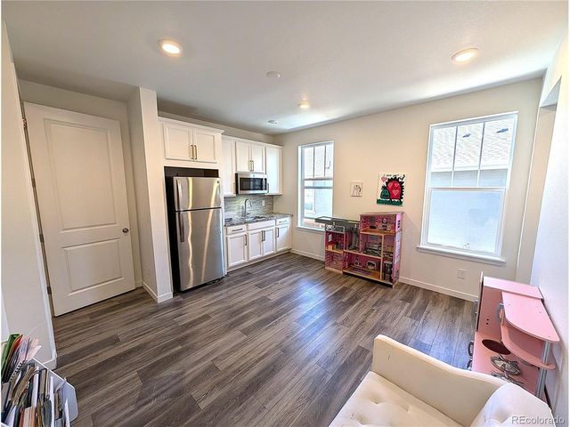 1279 Black Haw St, Elizabeth, CO 80107