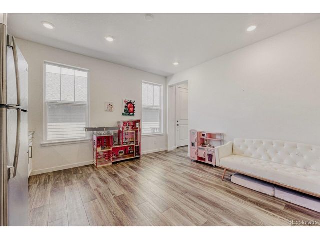 1279 Black Haw St, Elizabeth, CO 80107