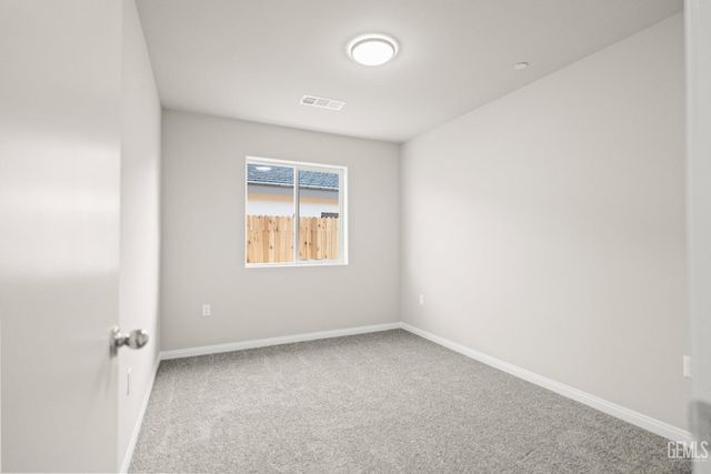 5101 Aliado Court, Bakersfield, CA 93307