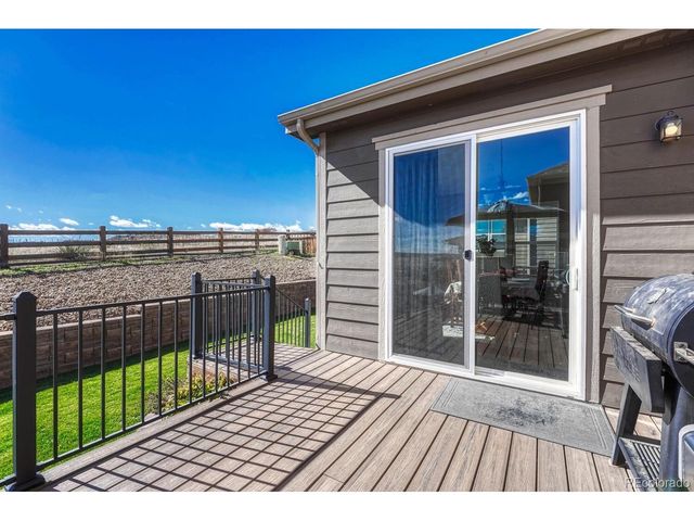 7516 Oasis Dr, Castle Rock, CO 80108