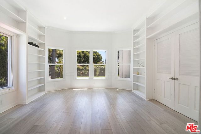 508 N Canon Drive, Beverly Hills, CA 90210